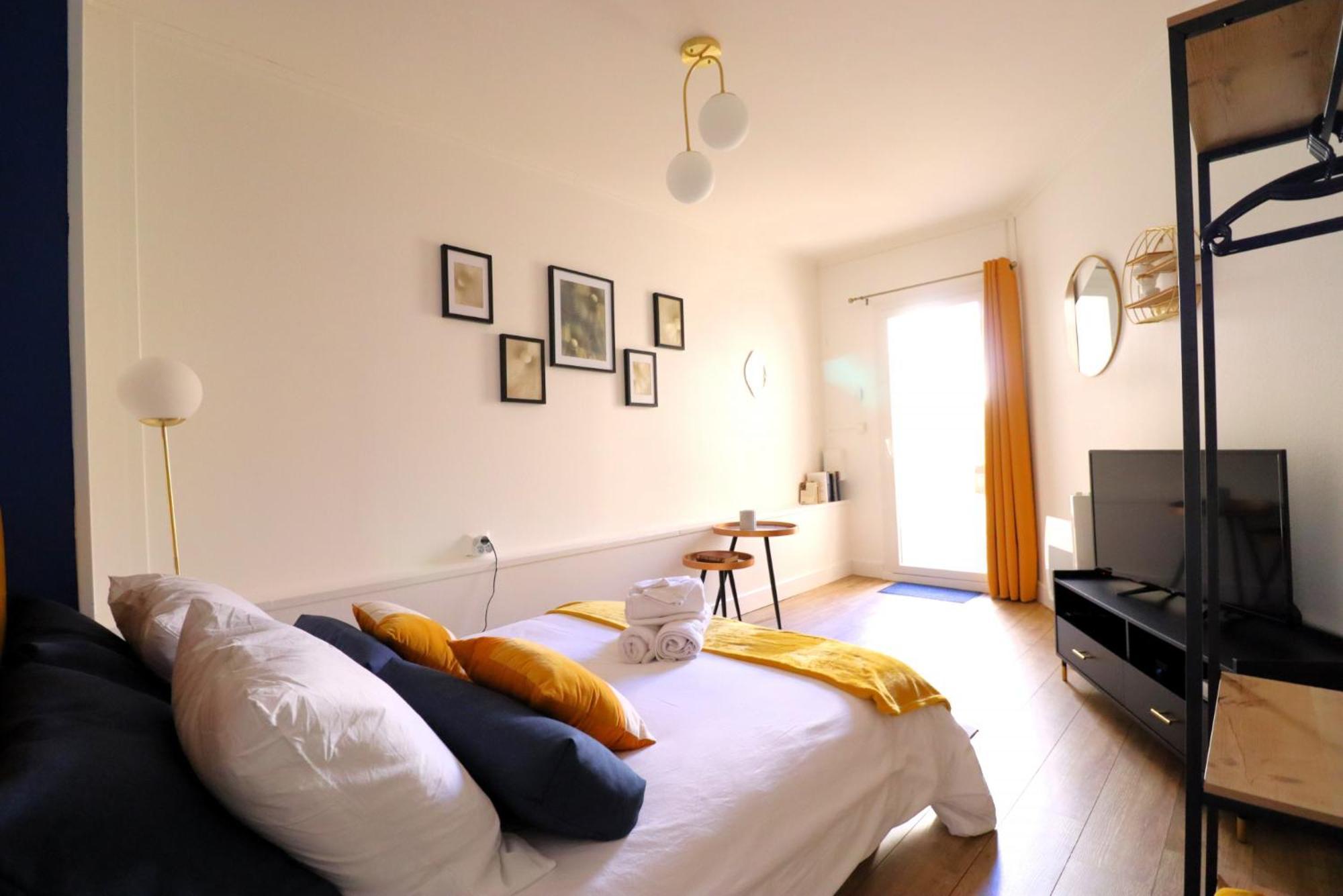Le Neo - Chic Avec Sa Cour Privative Et Fibre Apartment Bergerac